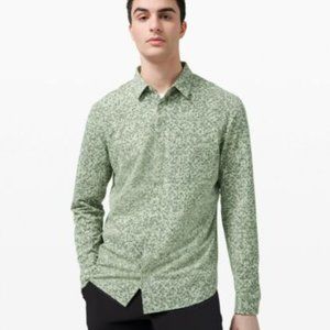 Lululemon Mens Commission Longsleeve Button up Shirt. NWT. Medium